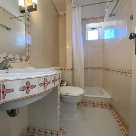 Apartamento Garden House Duplex 5 Px T2 *